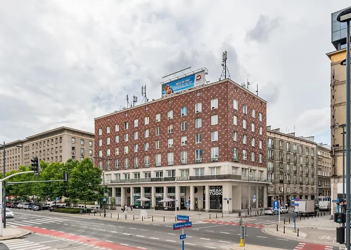 Swietokrzyska 16